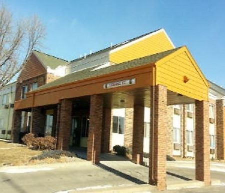 Sunset Inn & Suites Lincoln Zewnętrze zdjęcie