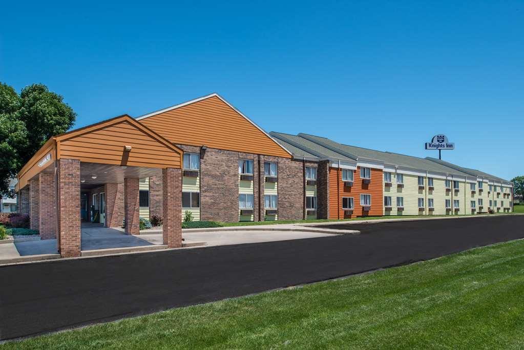 Sunset Inn & Suites Lincoln Zewnętrze zdjęcie