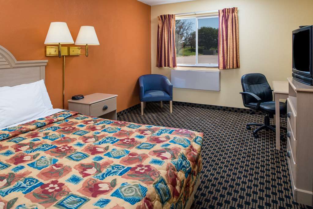 Sunset Inn & Suites Lincoln Pokój zdjęcie